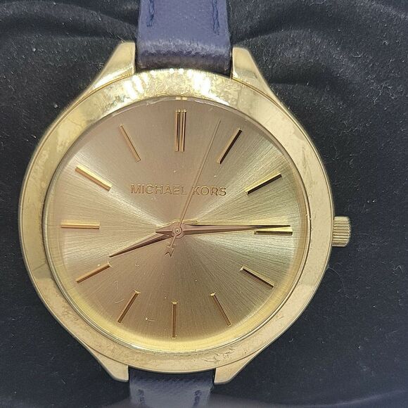 Michael Kors Runway MK2285 Women's Blue Leather Analog Dial Quartz Watch BC673 - Picture 1 of 10